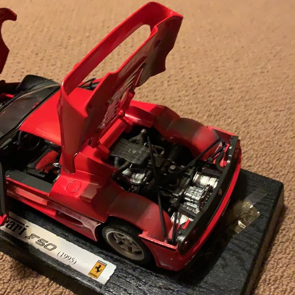 Ferrari Collezione F50 1995 Shell Oil Model Car - Picture 8 of 13